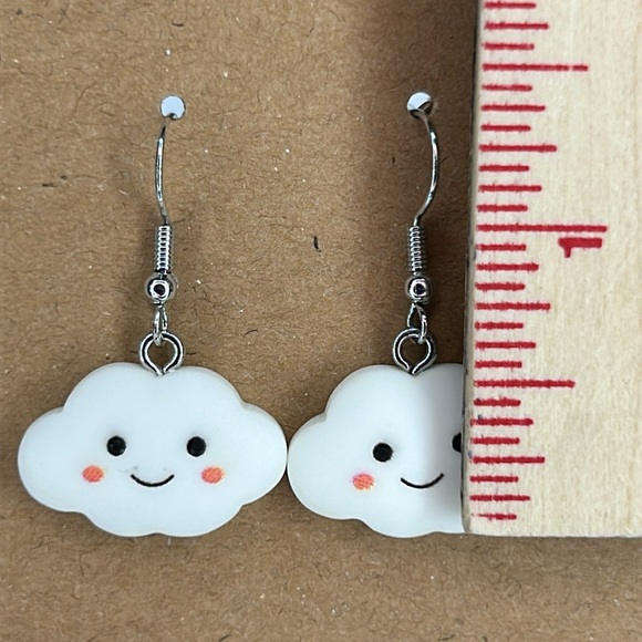 Cute Resin Lightweight Clouds Earrings - Picture 2 of 2